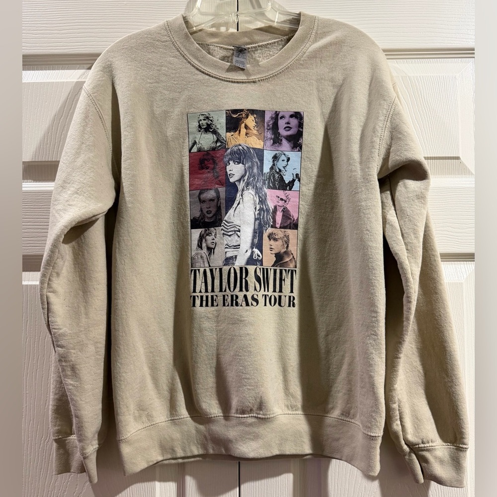 Taylor Swift The Eras Tour Graphic Sweatshirt Tan Size Small Pullover Crewneck